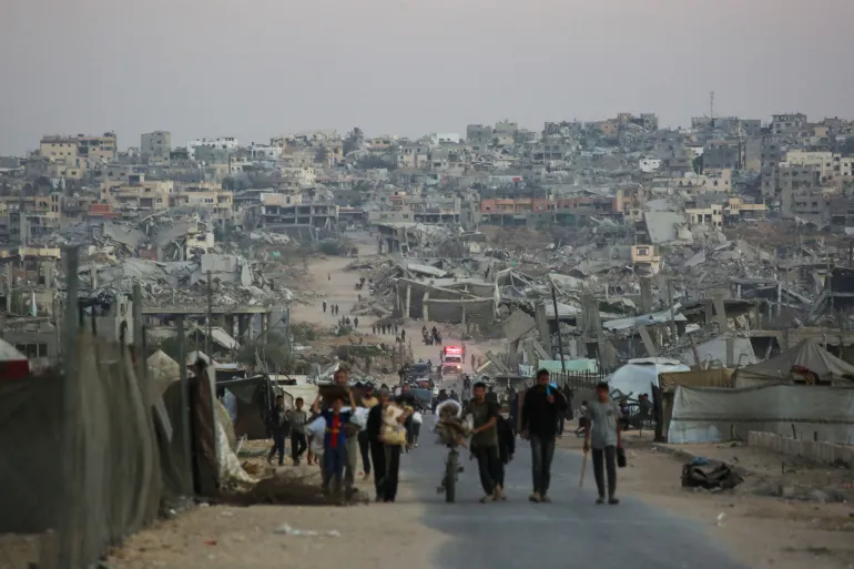 مصر وبريطانيا تدعوان لتثبيت التهدئة بغزة وضمان تدفق المساعدات