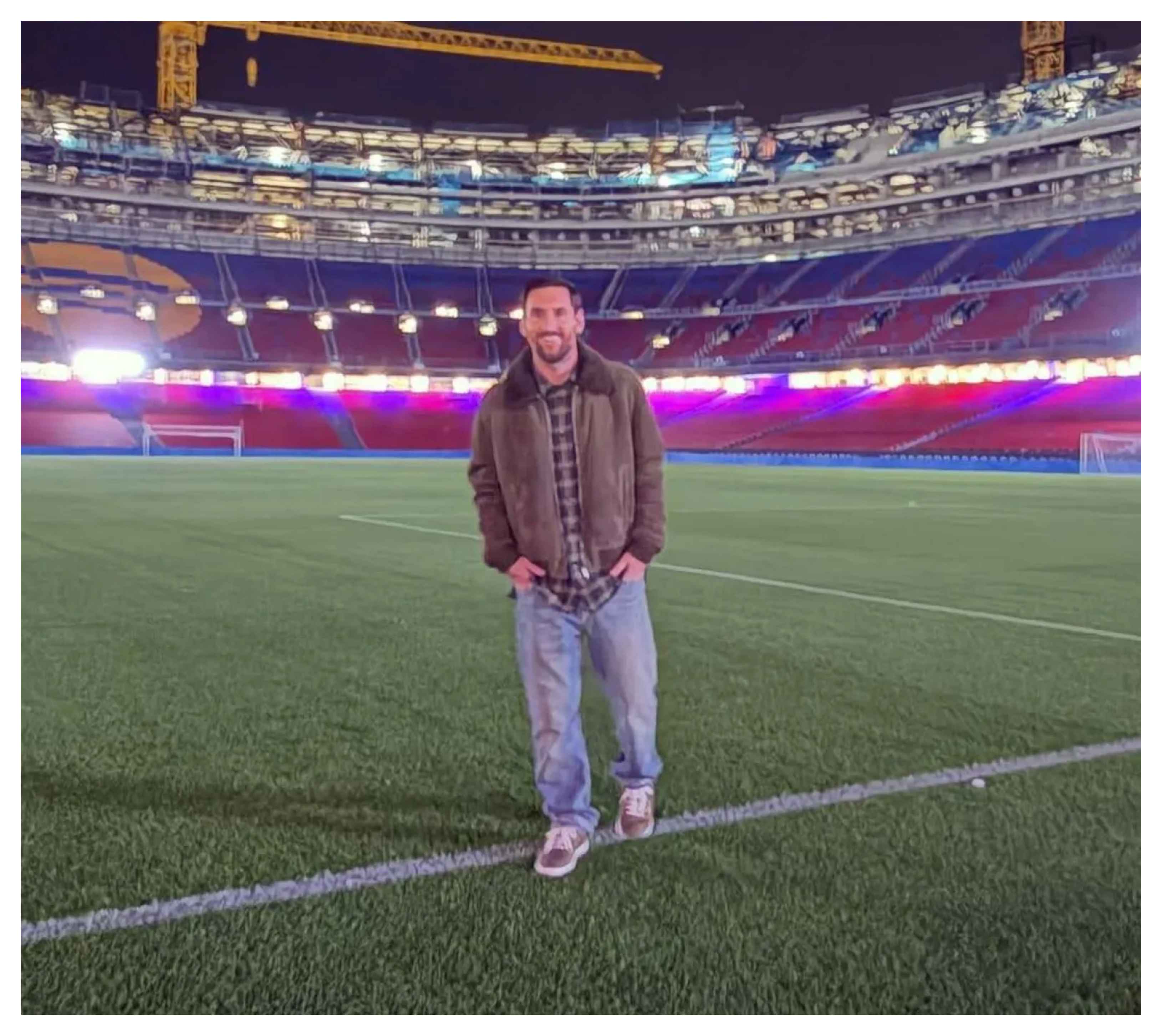 الحنين يعود بميسي إلى برشلونة