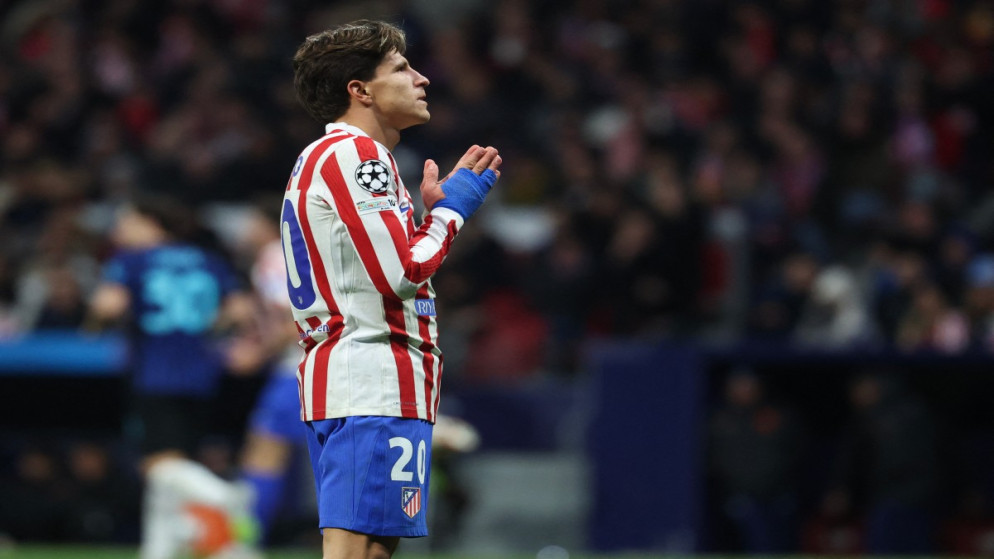 تغريم أتليتيكو مدريد بسبب سلوك مشجعيه العنصري