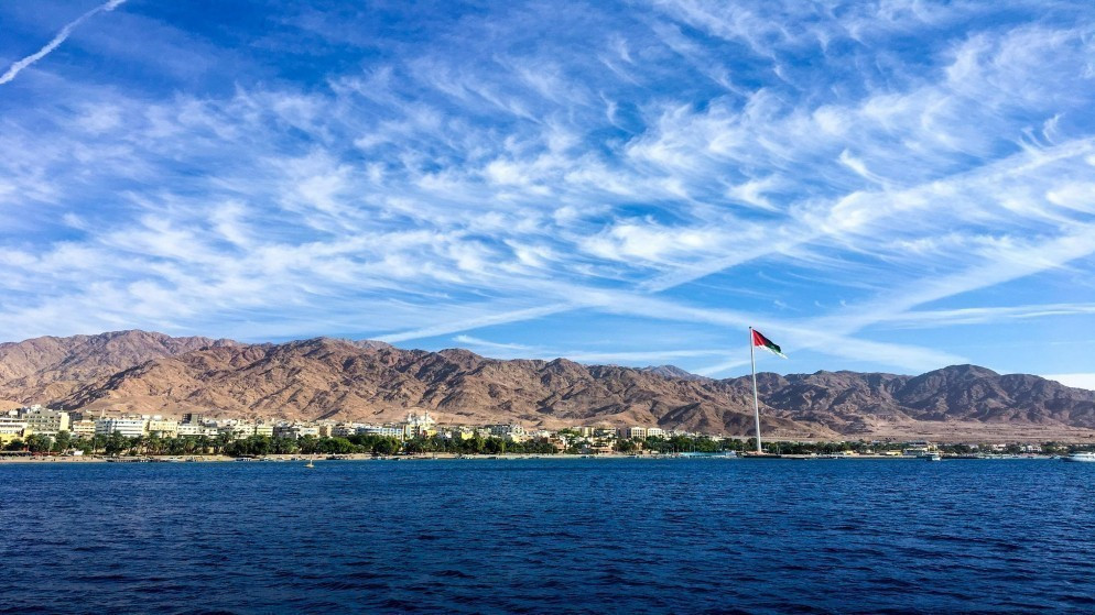 النقل النيابية تطلع على سير عمل شركة العقبة للنقل والخدمات اللوجستية