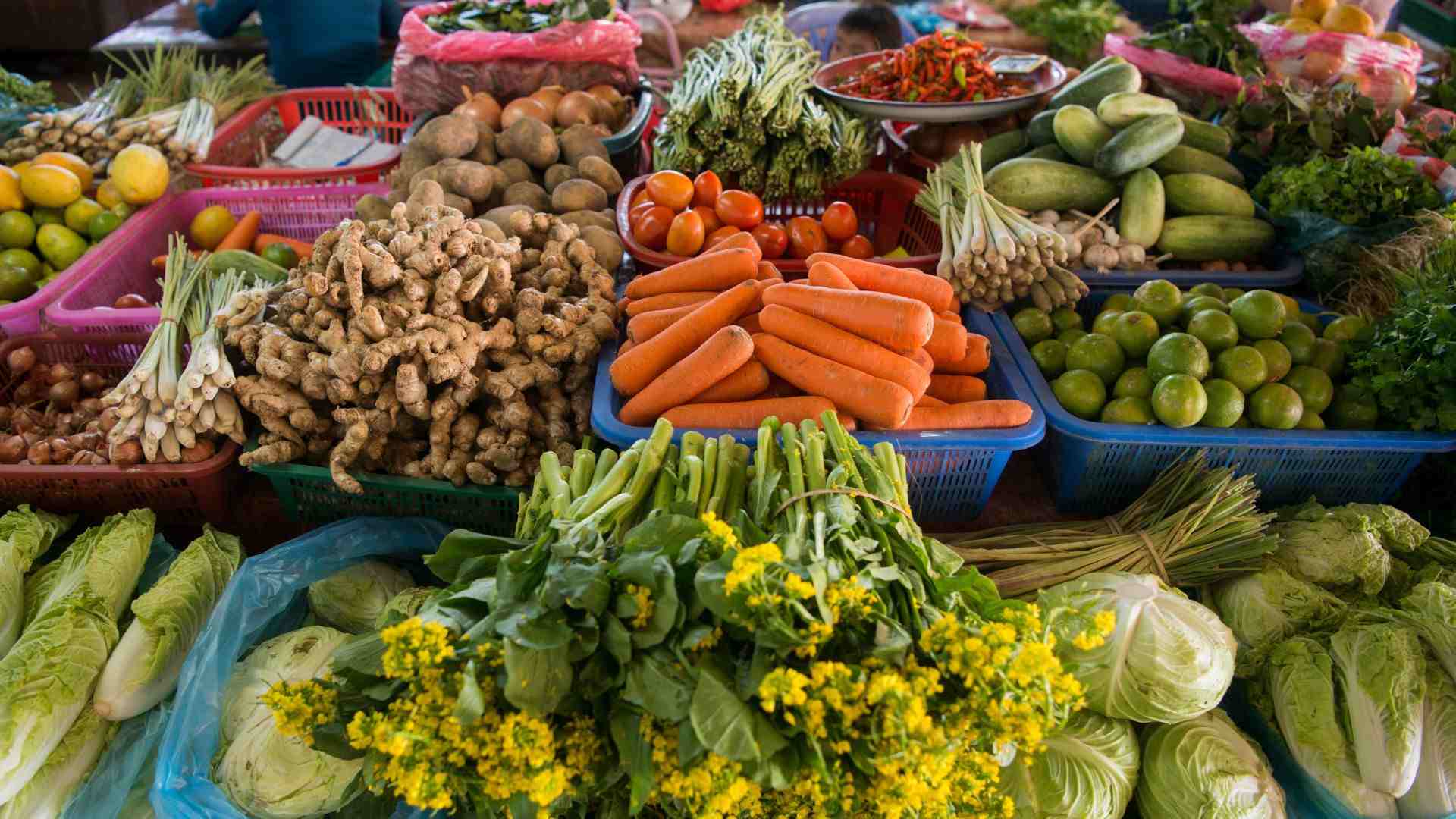 2182 طنا من الخضار ترد السوق المركزي اليوم