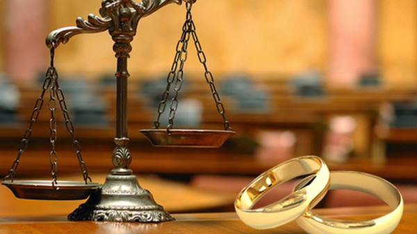 خلعت زوجها لسبب لا يخطر بالبال