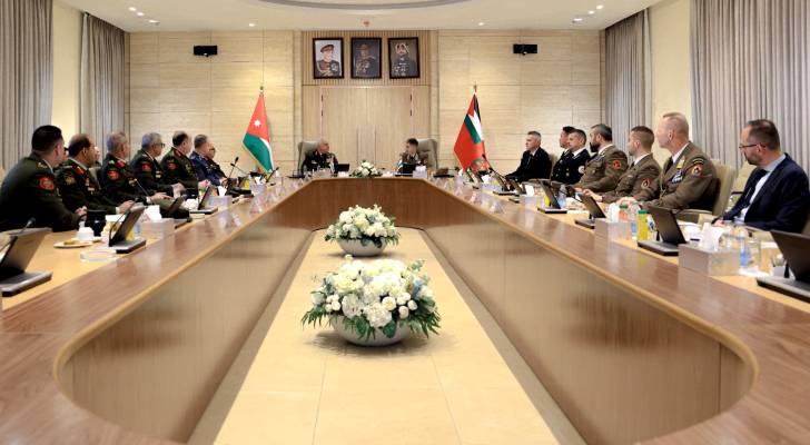 اللواء الركن الحنيطي يستقبل رئيس دفاع قوات الدفاع الهنغارية