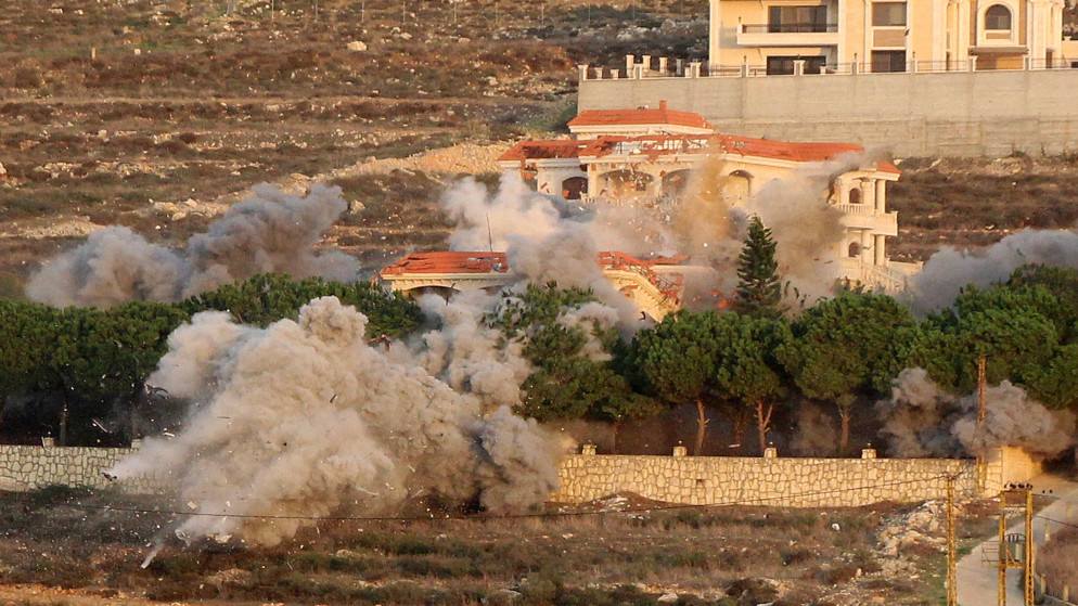 الاحتلال يعلن قصف بنى تحتية تابعة لحزب الله في لبنان