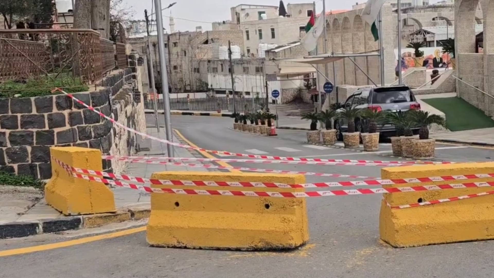 بلدية إربد تتخذ إجراءات عاجلة بعد تصدعات في سور متحف سرايا
