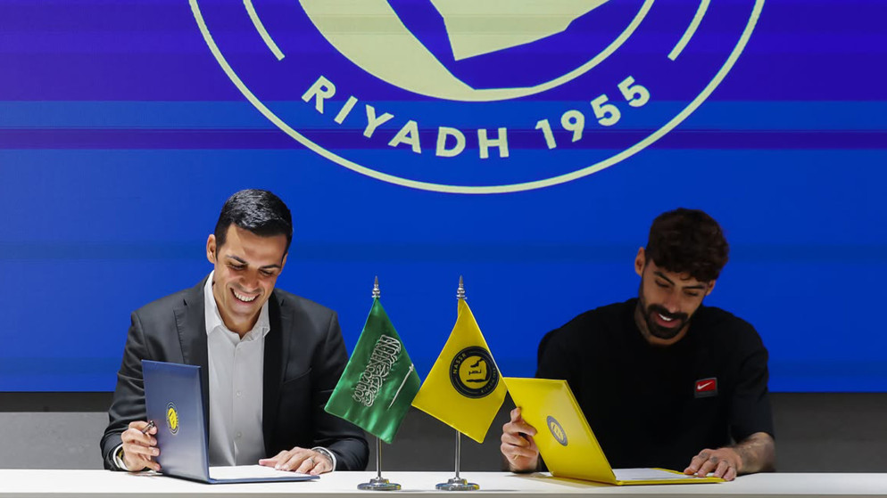 النصر يتعاقد مع البرتغالي كوستا لأربعة أعوام
