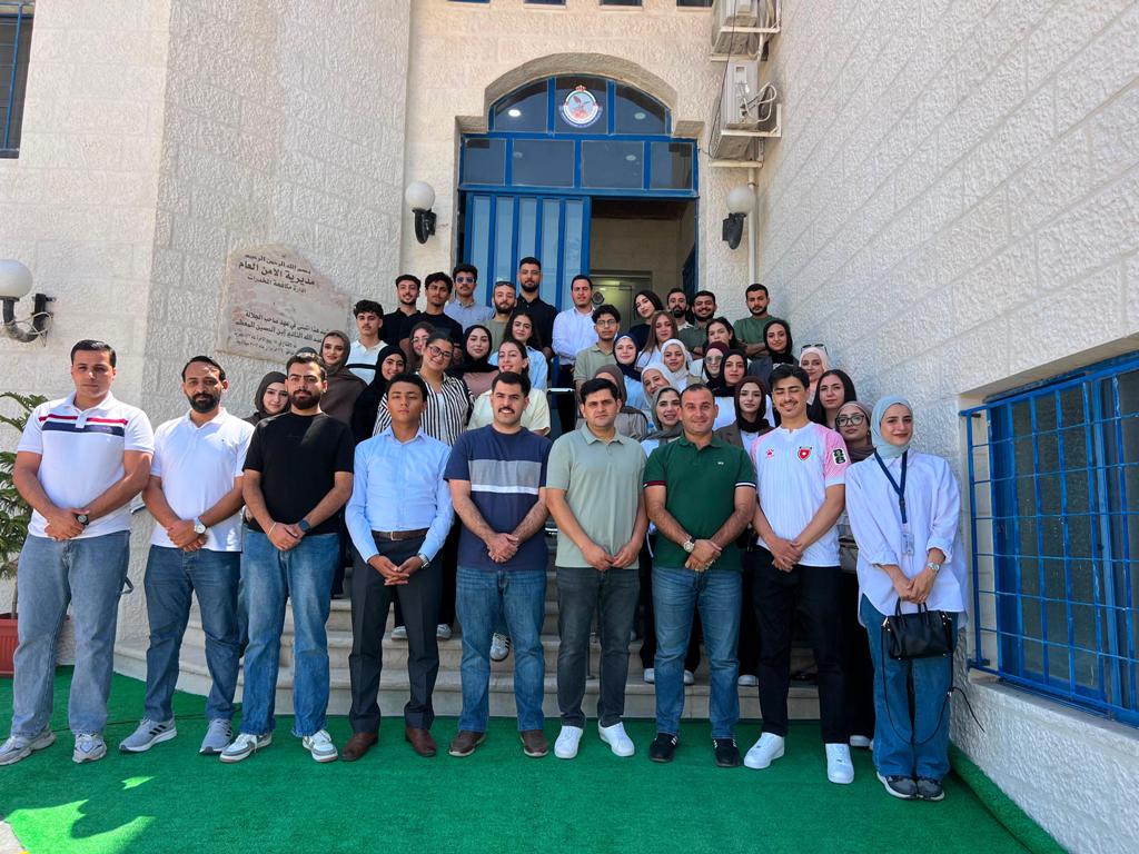 بمناسبة اليوم العالمي للشباب ..  عمّان الأهلية تنظم زيارة توعوية إلى إدارة مكافحة المخدرات
