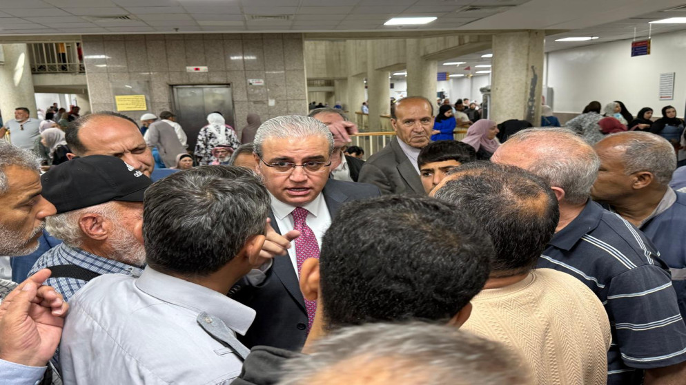 البدور يوجه بإعادة توزيع عيادات الاختصاص في مستشفى الأمير حمزة