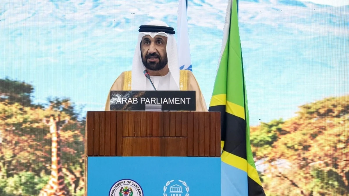 رئيس البرلمان العربي يطالب بحماية الملاحة والتجارة الدولية ووقف التصعيد الإقليمي
