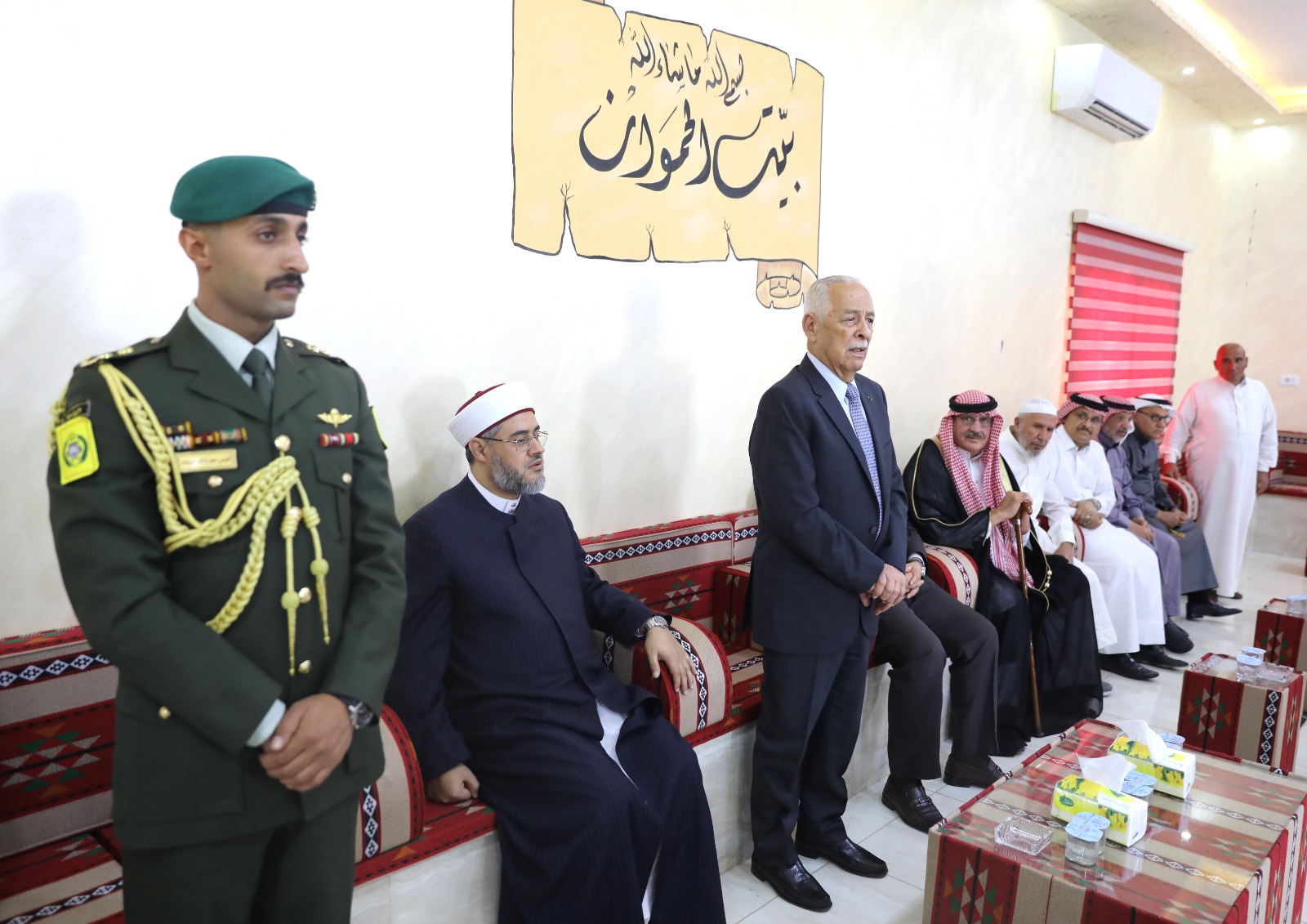 العيسوي يعزي العدوان واللوزي ومنكو والبدارين وخواجا