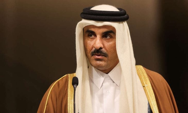  أمير قطر يؤكد موقف الدوحة الثابت في دعم العراق