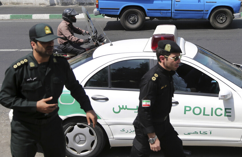 إيران تعدم عضواً في جماعة أنصار الفرقان