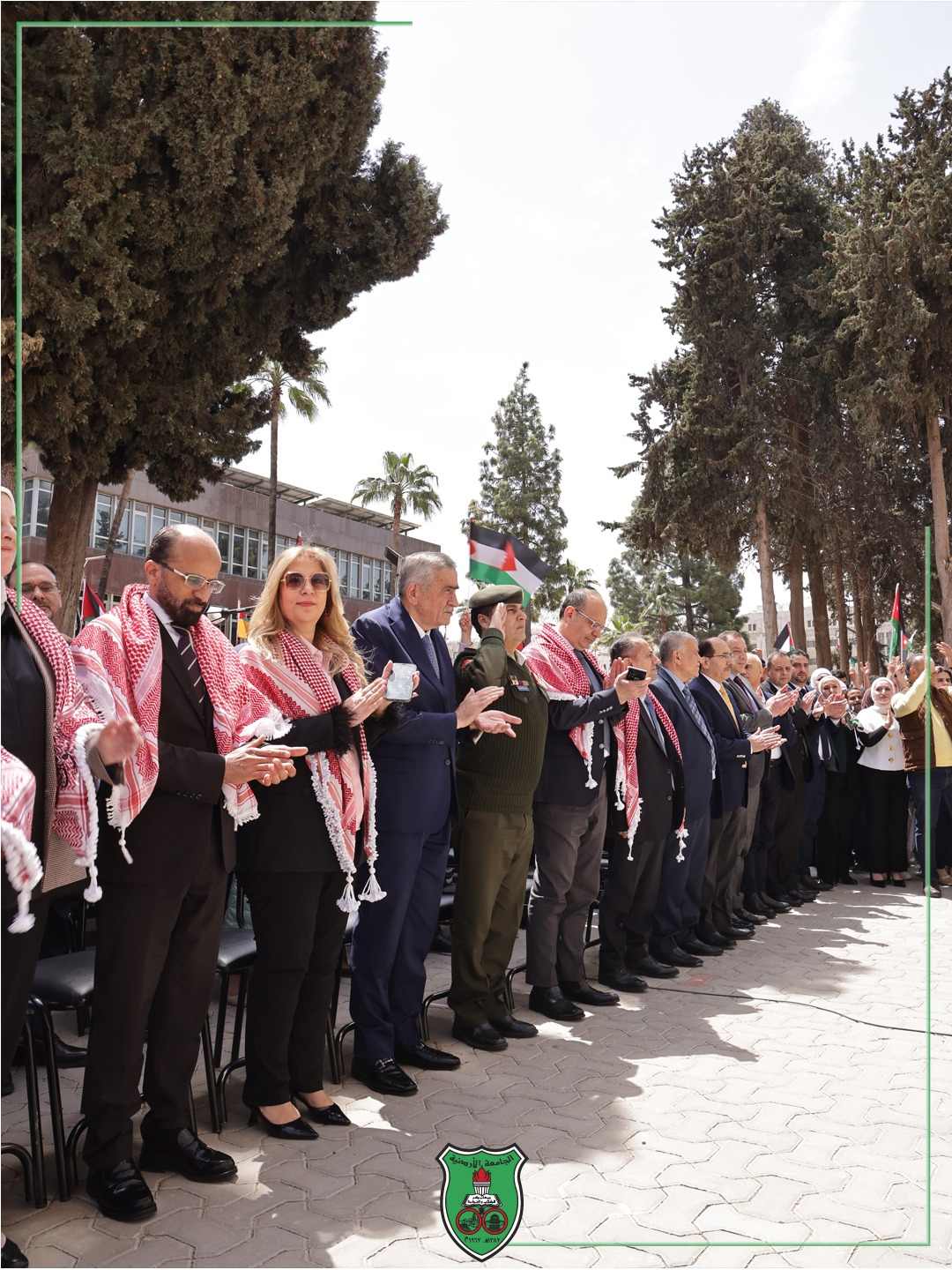  الجامعة الأردنية تؤكد أن راية الوطن عنوان وحدة تُترجم عِلمًا وعَملًا