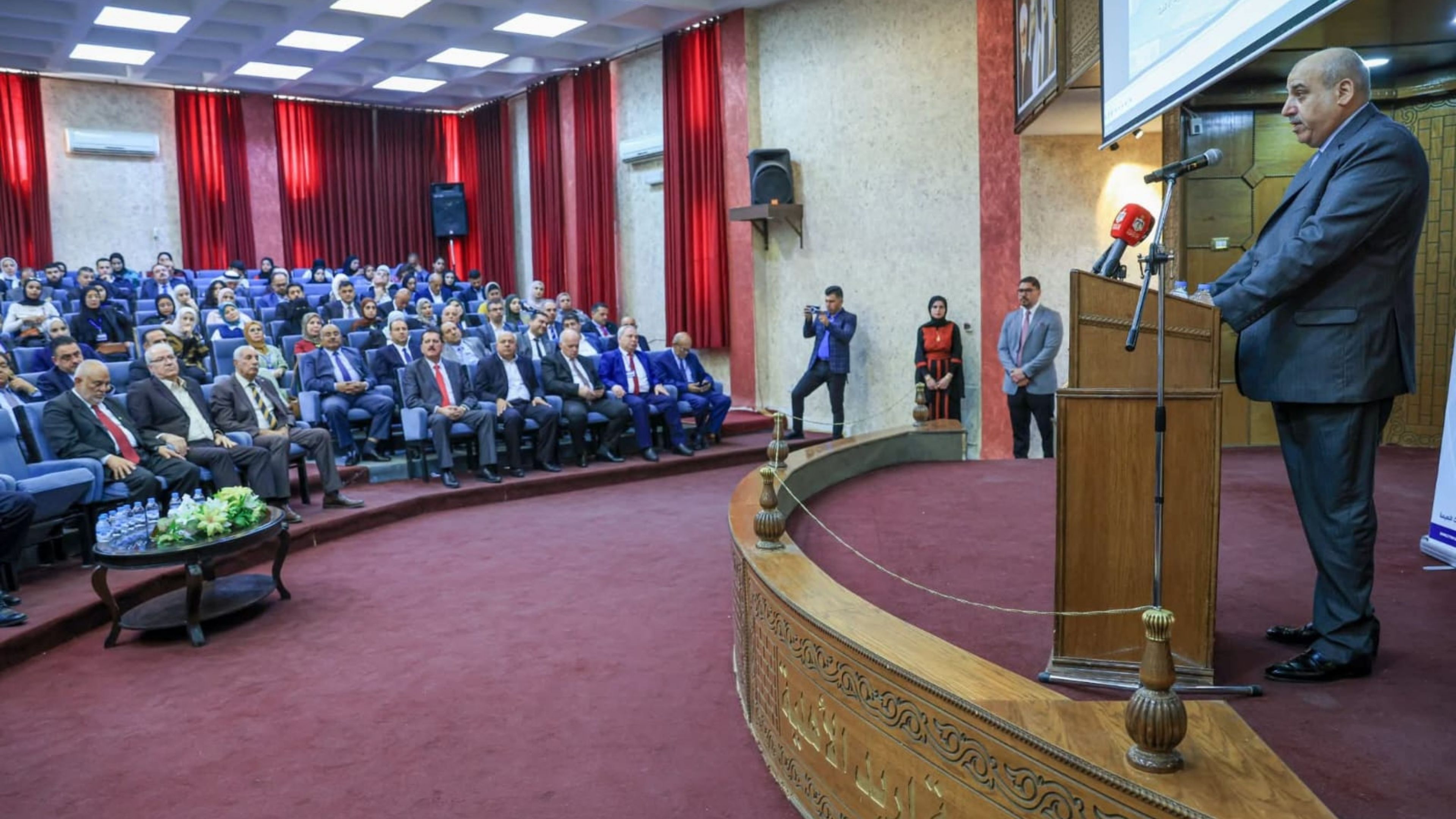 القاضي: التحديث السياسي يشكل رافعة لتمكين المرأة والشباب