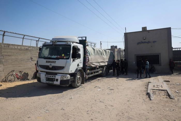 دخول شاحنات غذاء إلى غزة من ميناء أسدود لأول مرة