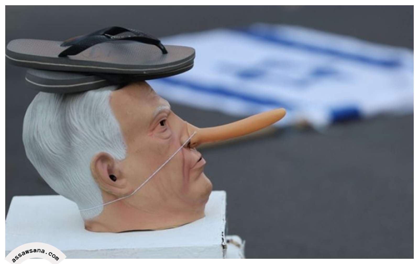 mainThumb