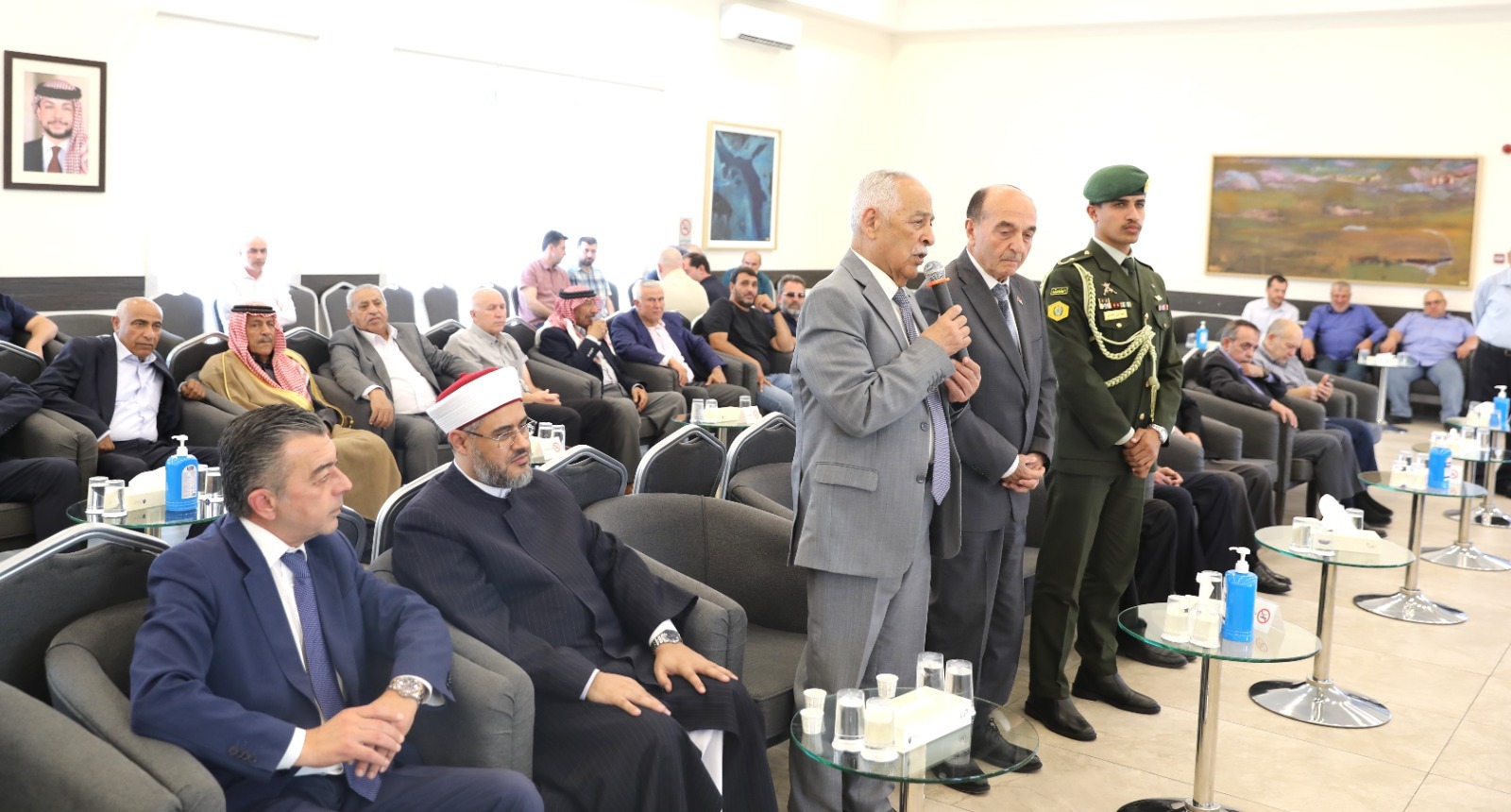 العيسوي يعزي العضايلة وصوبر والحيفاوي والنوباني