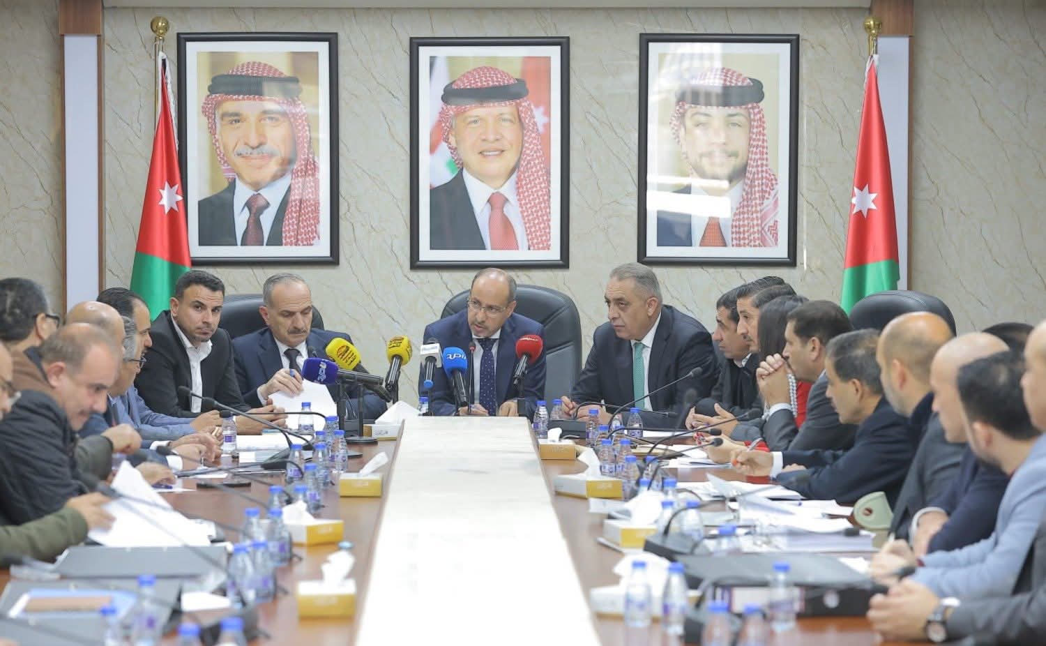 المالية النيابية تناقش تقرير ديوان المحاسبة لوزارة المياه