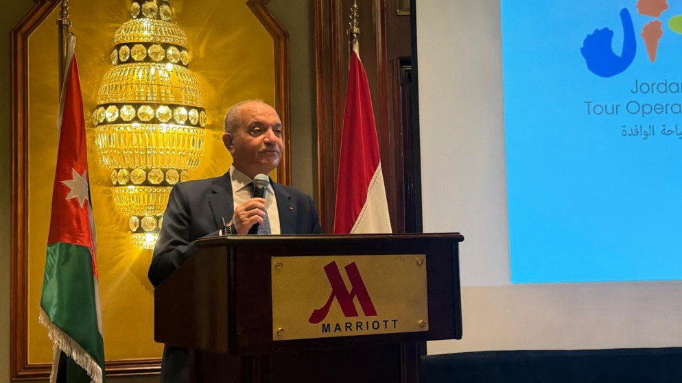 العضايلة يعرض المقومات السياحية بالأردن وفرص الاستثمار فيها