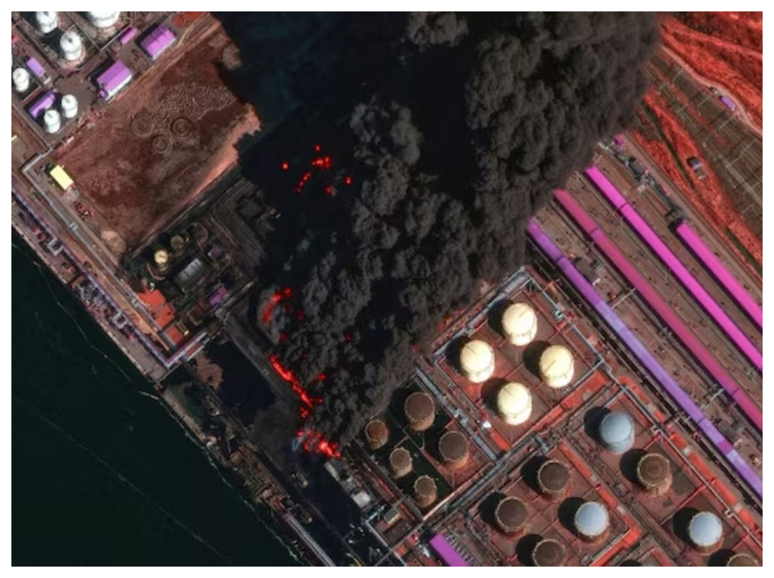 استئناف تحميل النفط في ميناء أوست-لوجا الروسي بعد هجمات أوكرانية