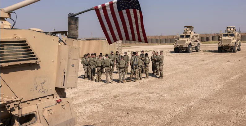 3 طائرات مسيرة تستهدف قاعدة أميركية في سوريا 