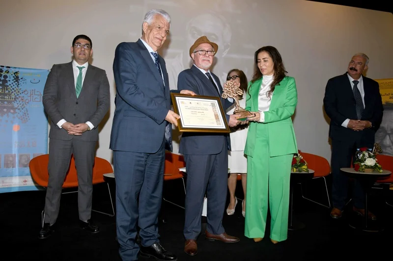 جائزة الأركانة العالمية تُوشّح الشعرية الفلسطينية بالرباط