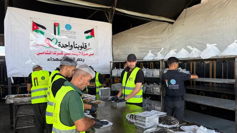 آلاف الوجبات الغذائية في غزة عن أرواح كنيسة الكرك