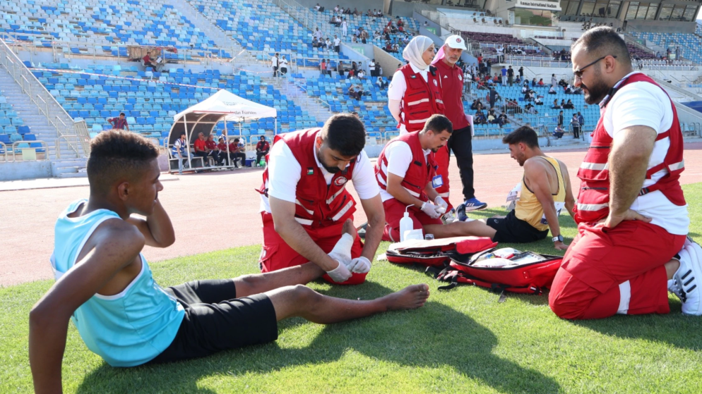 الهلال الأحمر الأردني يوفر خدمات الإسعاف في بطولة أندية ألعاب القوى