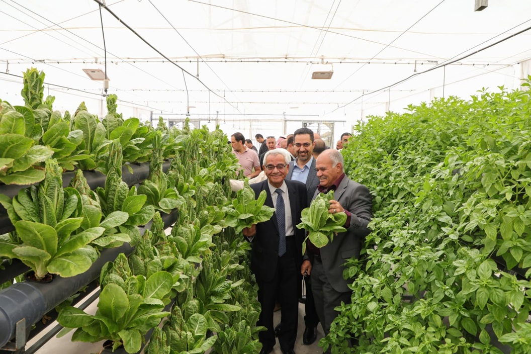 الجامعة الهاشمية تنجز مشروع الزراعة الذكية
