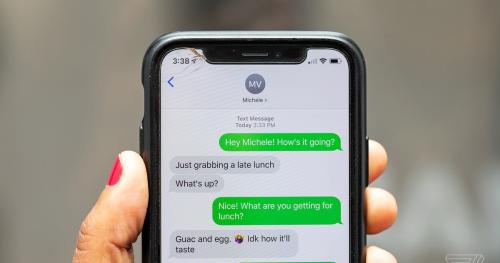 أبل تحدث منصة الرسائل النصية iMessage