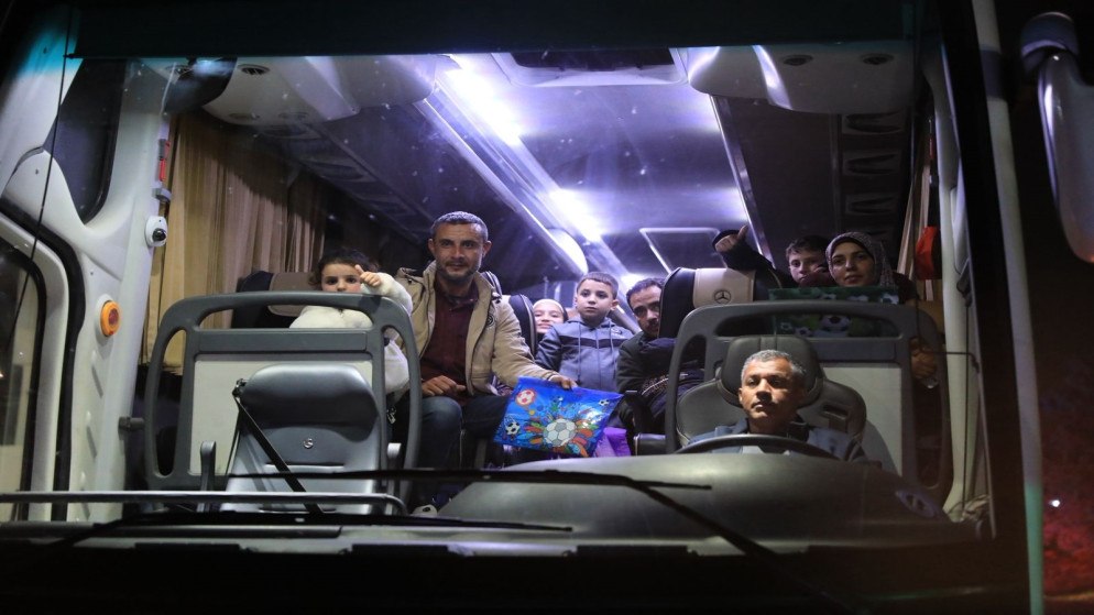 القوات المسلحة تجلي الدفعة الـ20 من أطفال غزة المرضى للعلاج بالأردن