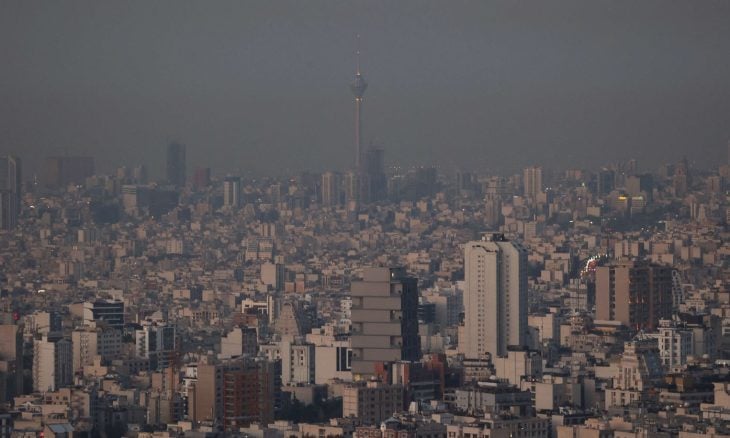 انقطاع الكهرباء في أجزاء من طهران بعد هجمات على بنى تحتية