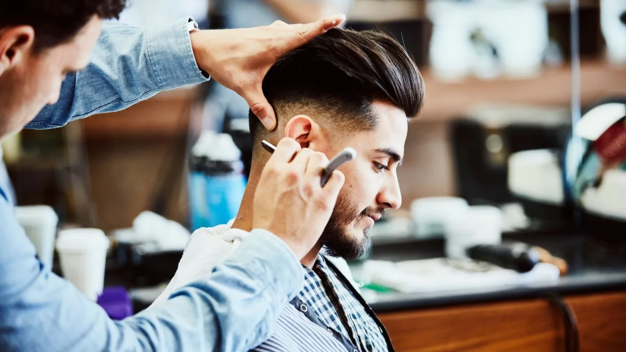نقيب الحلاقين: لا تسعيرة موحدة للصالونات