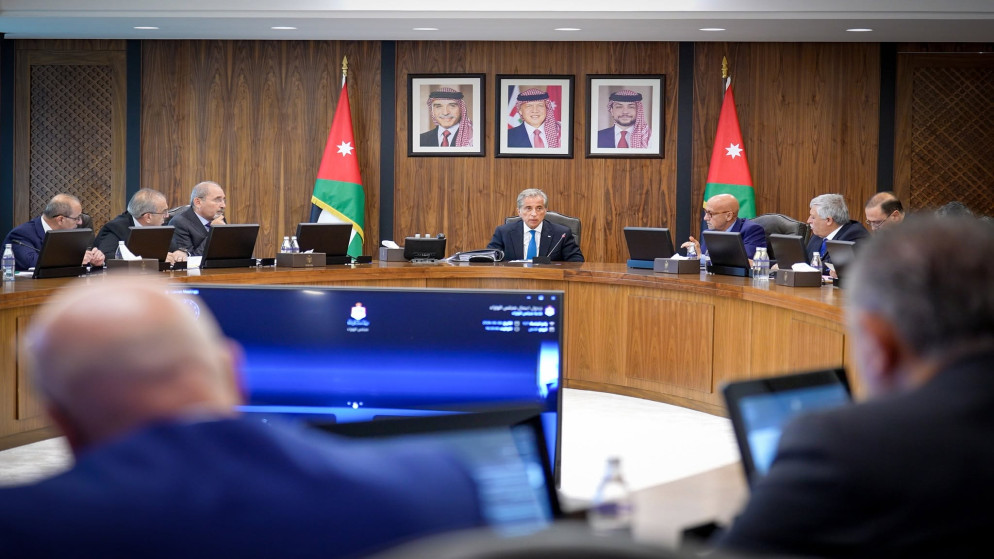 رفع نسبة الأفضلية السعرية للمنتجات الصناعية بالعطاءات الحكومية