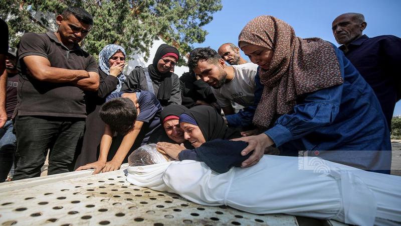 5 شهداء بينهم 4 نساء جراء قصف الاحتلال شقة سكنية غرب مدينة غزة