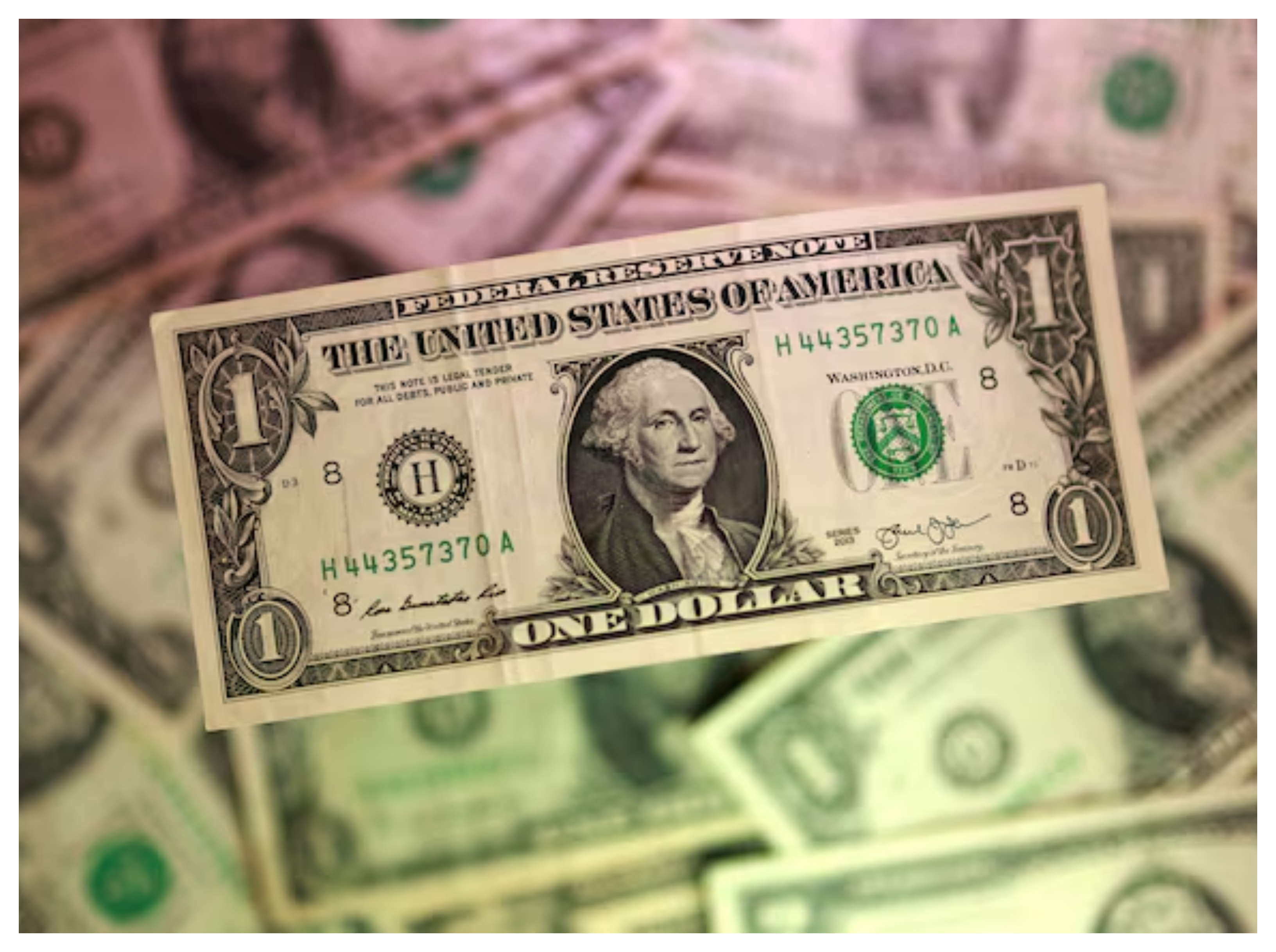 ارتفاع الدولار  بعد فشل محادثات السلام بين أمريكا وإيران