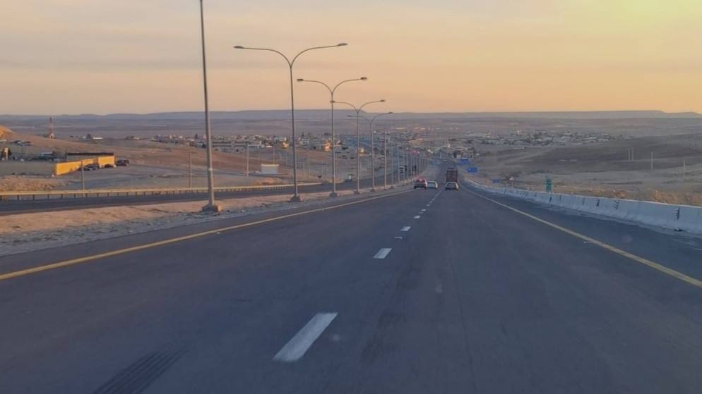 إطلاق مشروع لصيانة الطريق الصحراوي من القويرة إلى جمرك وادي اليتم