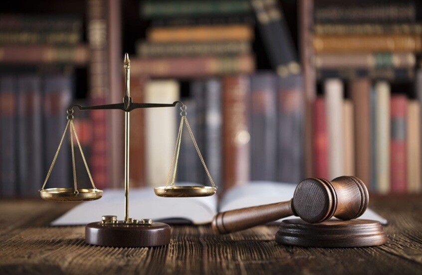  الذكاء الاصطناعي يهدد مستقبل المواهب في كبرى شركات المحاماة