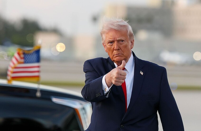 ترامب يأمر بإطلاق النار على أي زورق يزرع ألغاما في مضيق هرمز