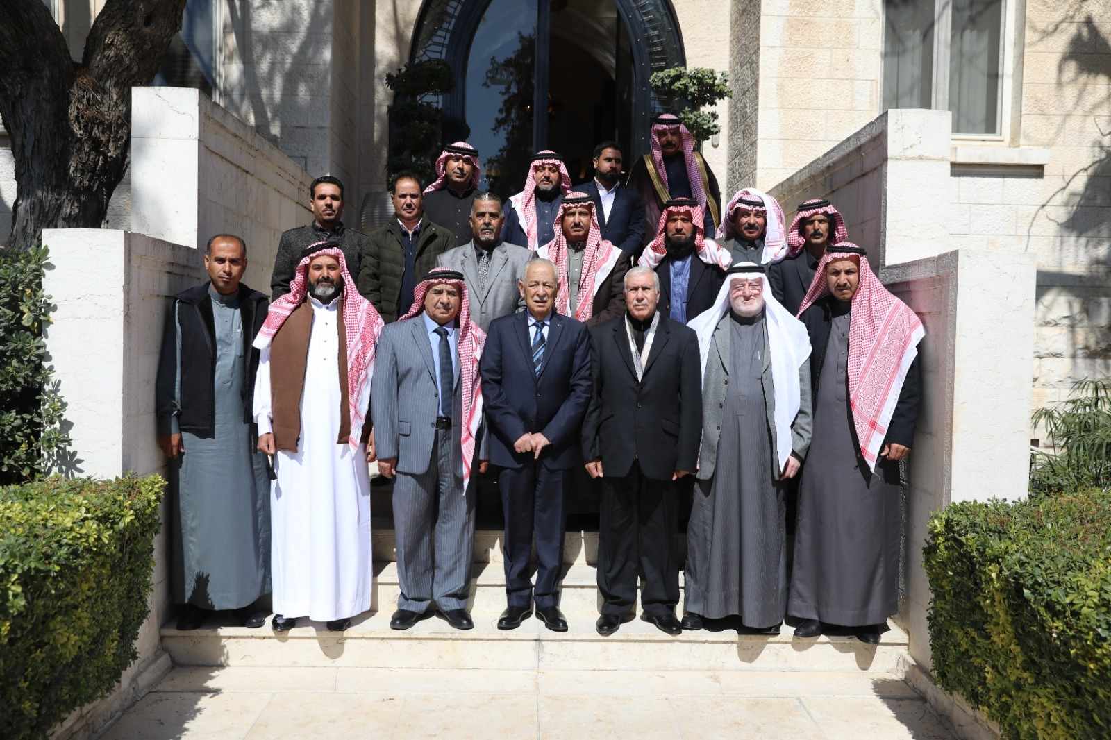 العيسوي: الملك يرسّخ نهجا سياسيا متوازنا في التعامل مع أزمات المنطقة