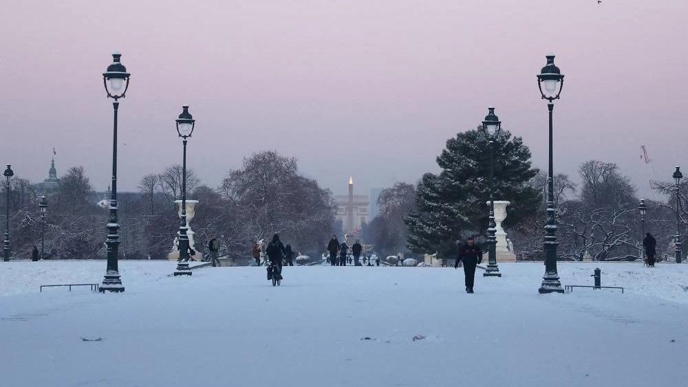 عاصفة ثلجية في فرنسا تودي بحياة 5 أشخاص