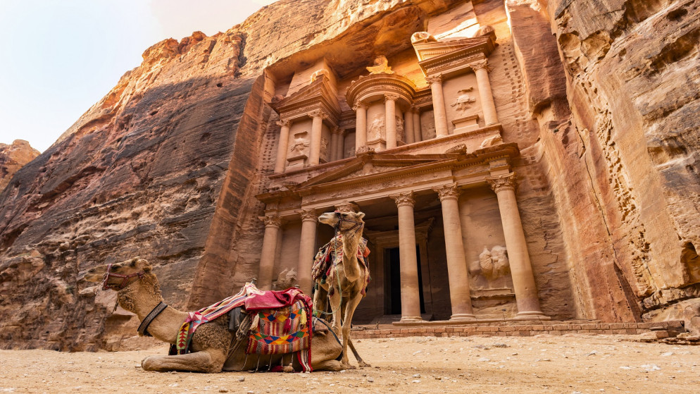 انخفاض أعداد السياح القادمين إلى الأردن