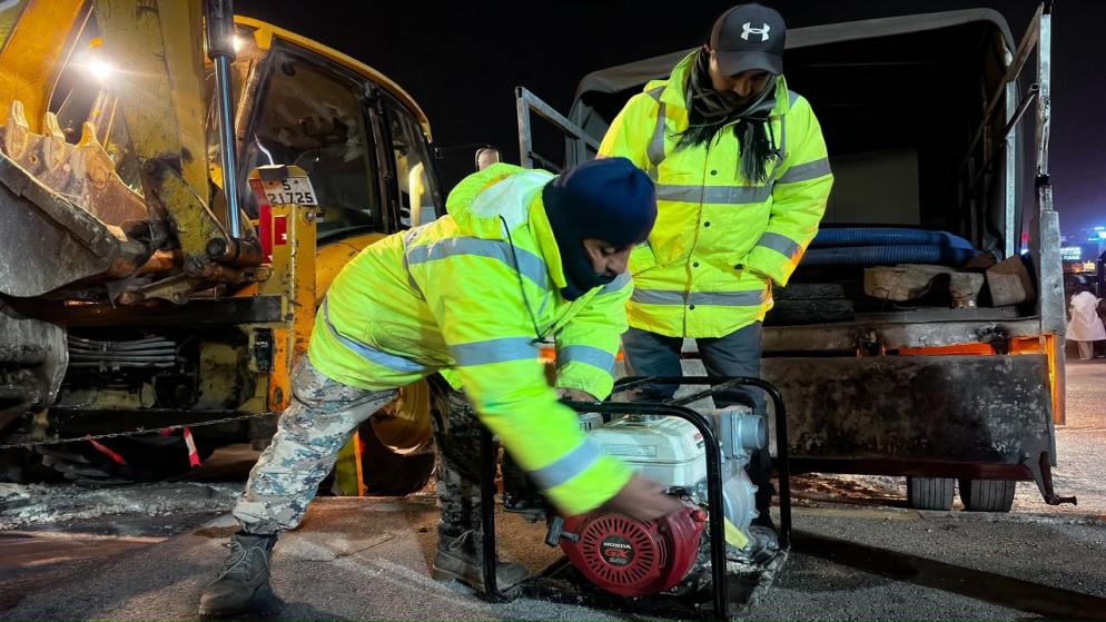 أمانة عمّان تتعامل مع ارتفاع منسوب المياه في العاصمة