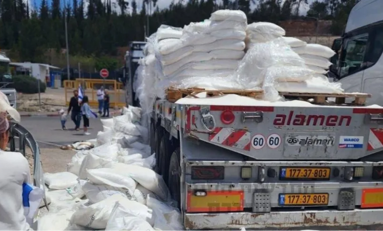 مواصلة الاعتداء على الشاحنات الأردنية المتجهة لغزة