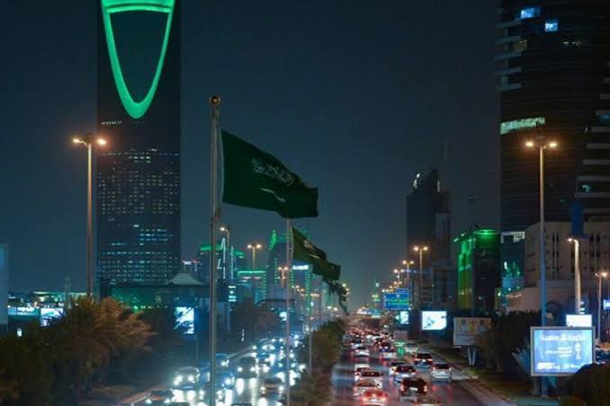الدفاع المدني السعودي يعلن زوال الخطر بعد دقائق من التحذير منه
