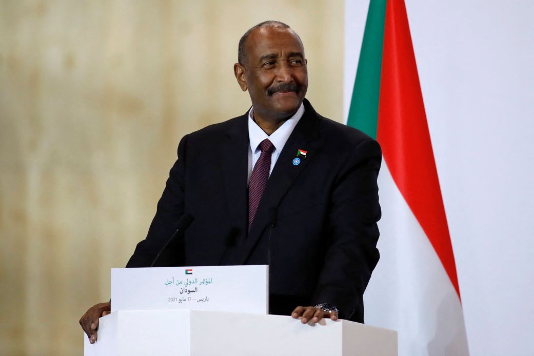 البرهان من احتفال مجلس الكنائس: السودان بلد واحد خلف جيش واحد