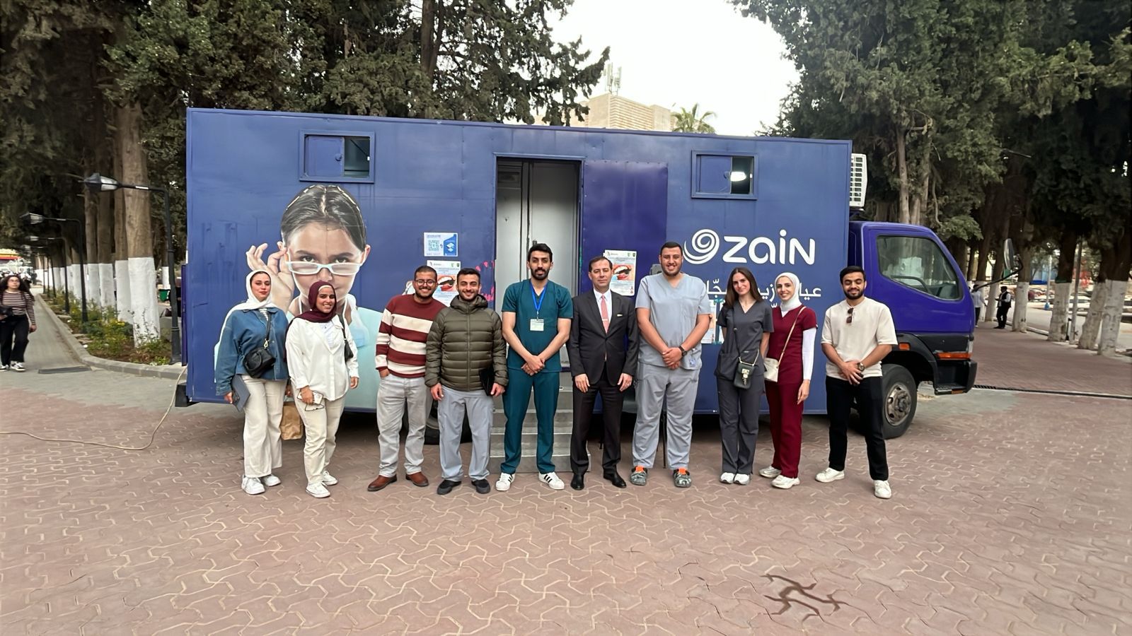 زين والأردنية تواصلان تقديم الخدمات الصحية للطلبة