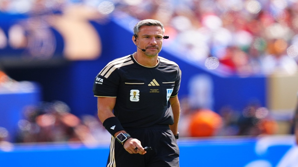 الحكم فينسيتش يعتزل التحكيم بعد أسبوع من إدارة نهائي كأس العالم