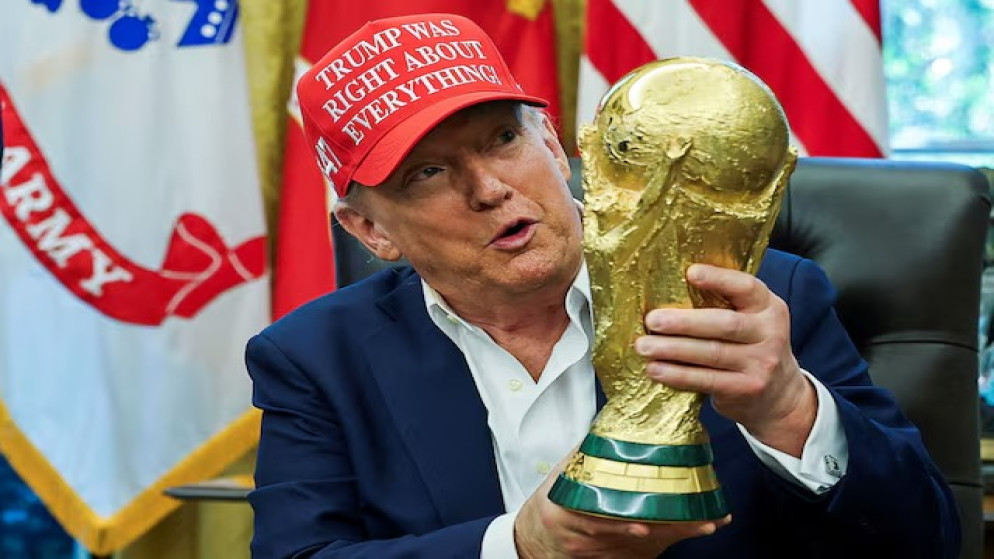 ترامب سيحضر نهائي مونديال 2026 ويسلم الكأس