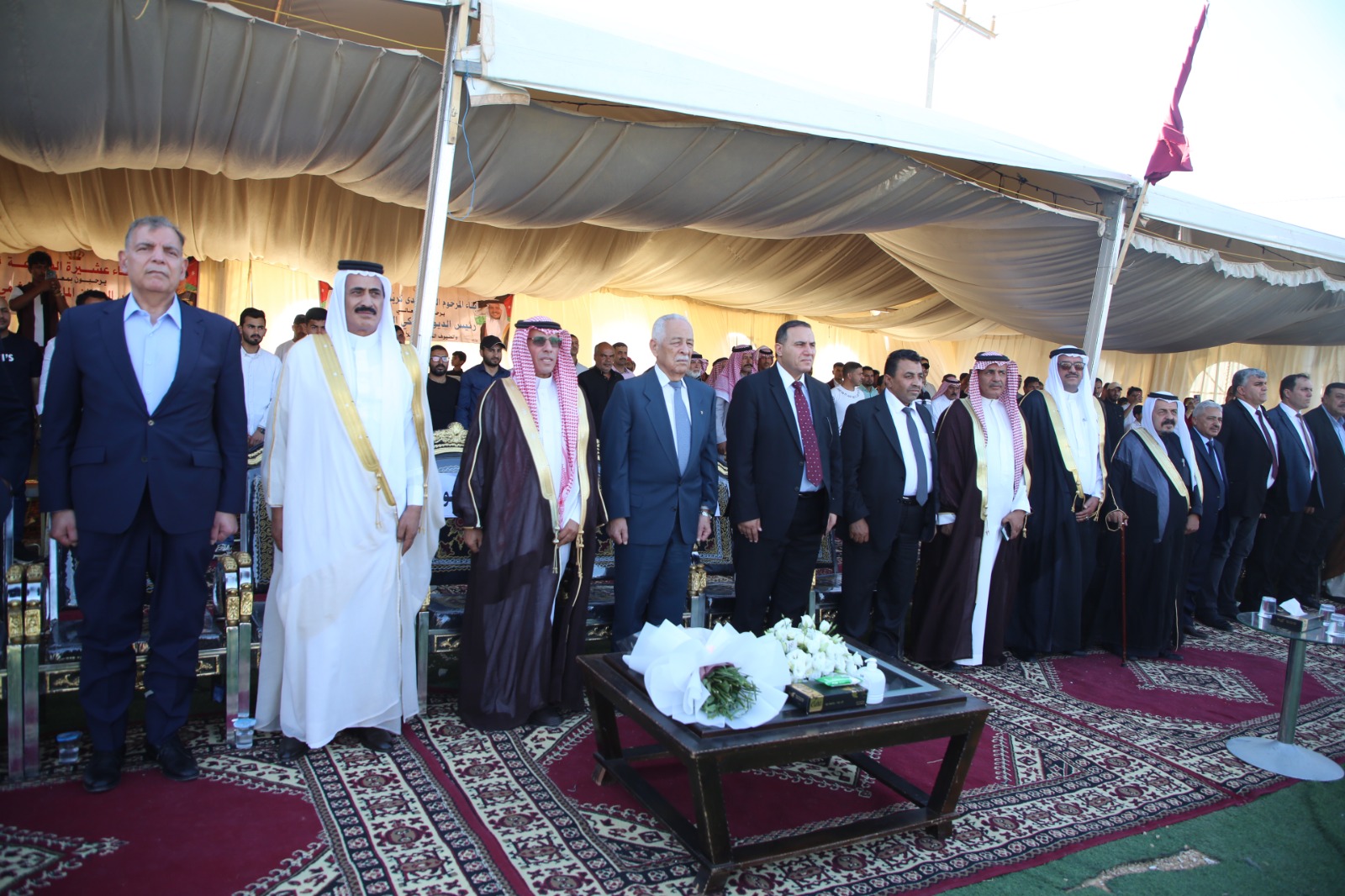 العيسوي يرعى احتفال عشيرة الشرعة بالاعياد الوطنية